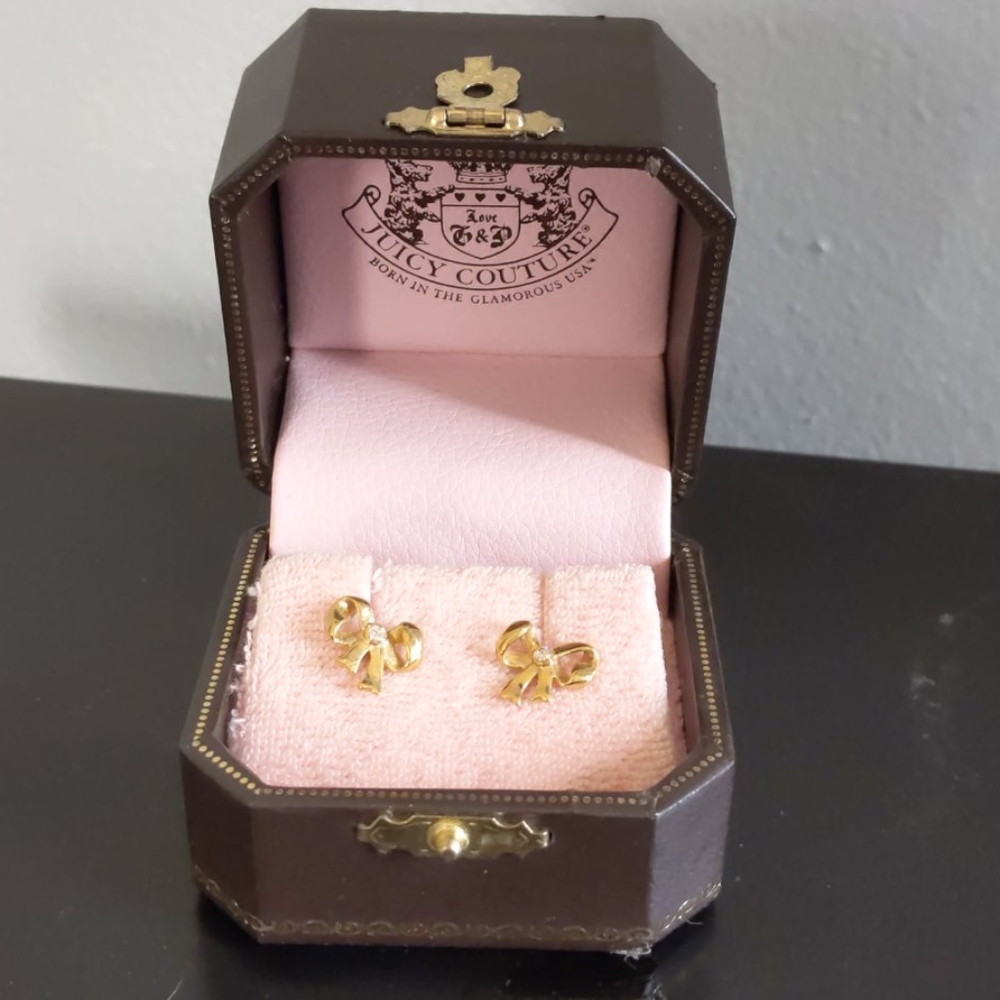 Vintage juicy couture earrings box